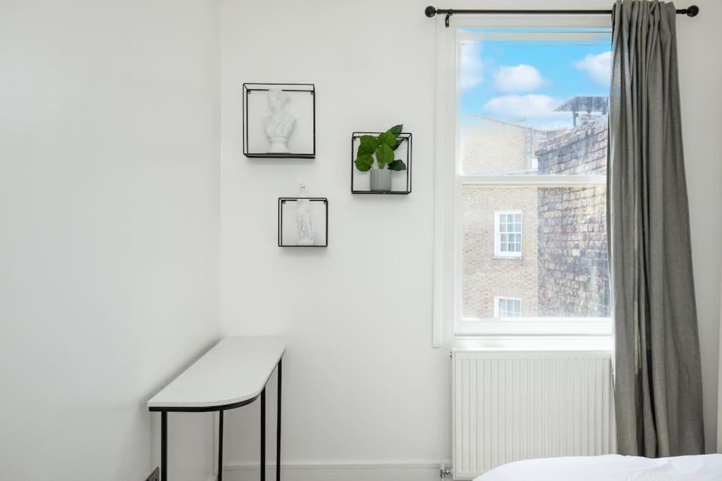 Spacious Serenity In The Heart Of Central Londra Exterior foto