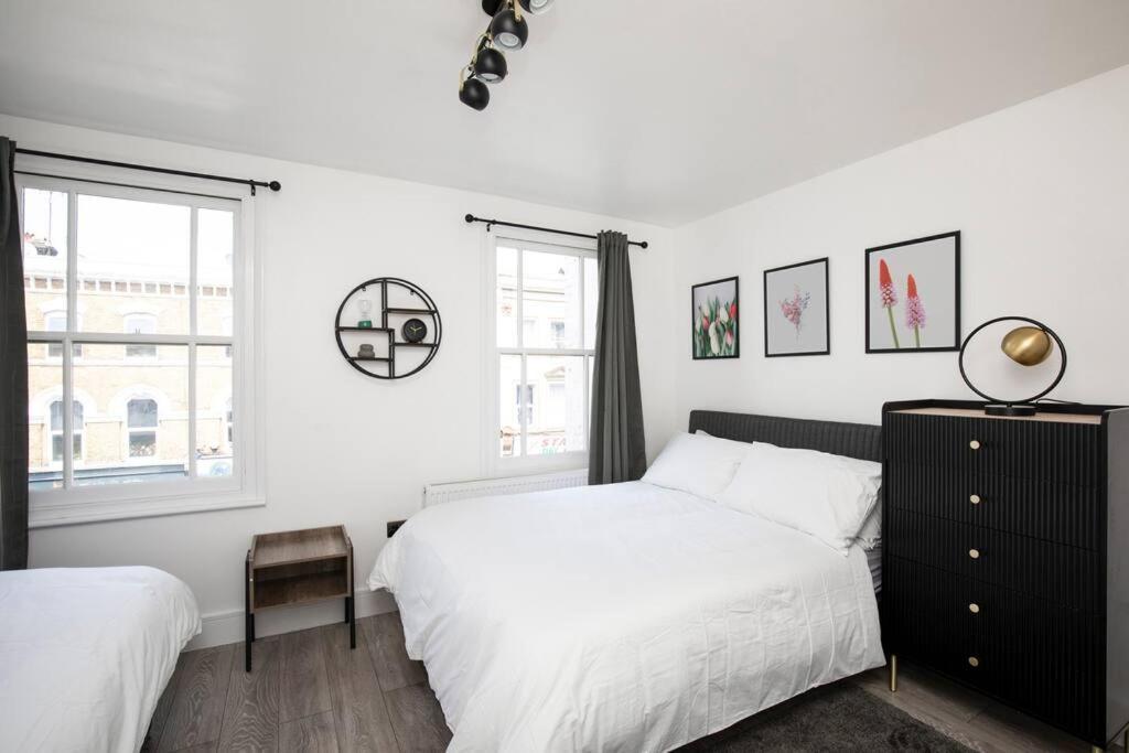 Spacious Serenity In The Heart Of Central Londra Exterior foto