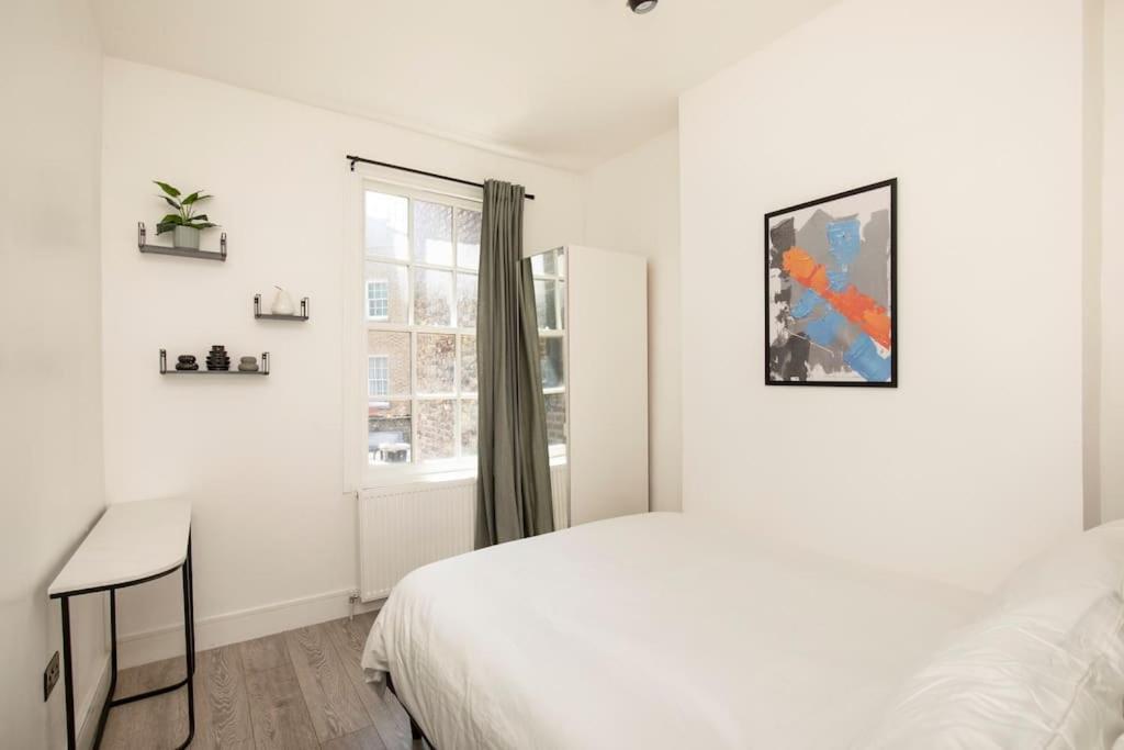 Spacious Serenity In The Heart Of Central Londra Exterior foto